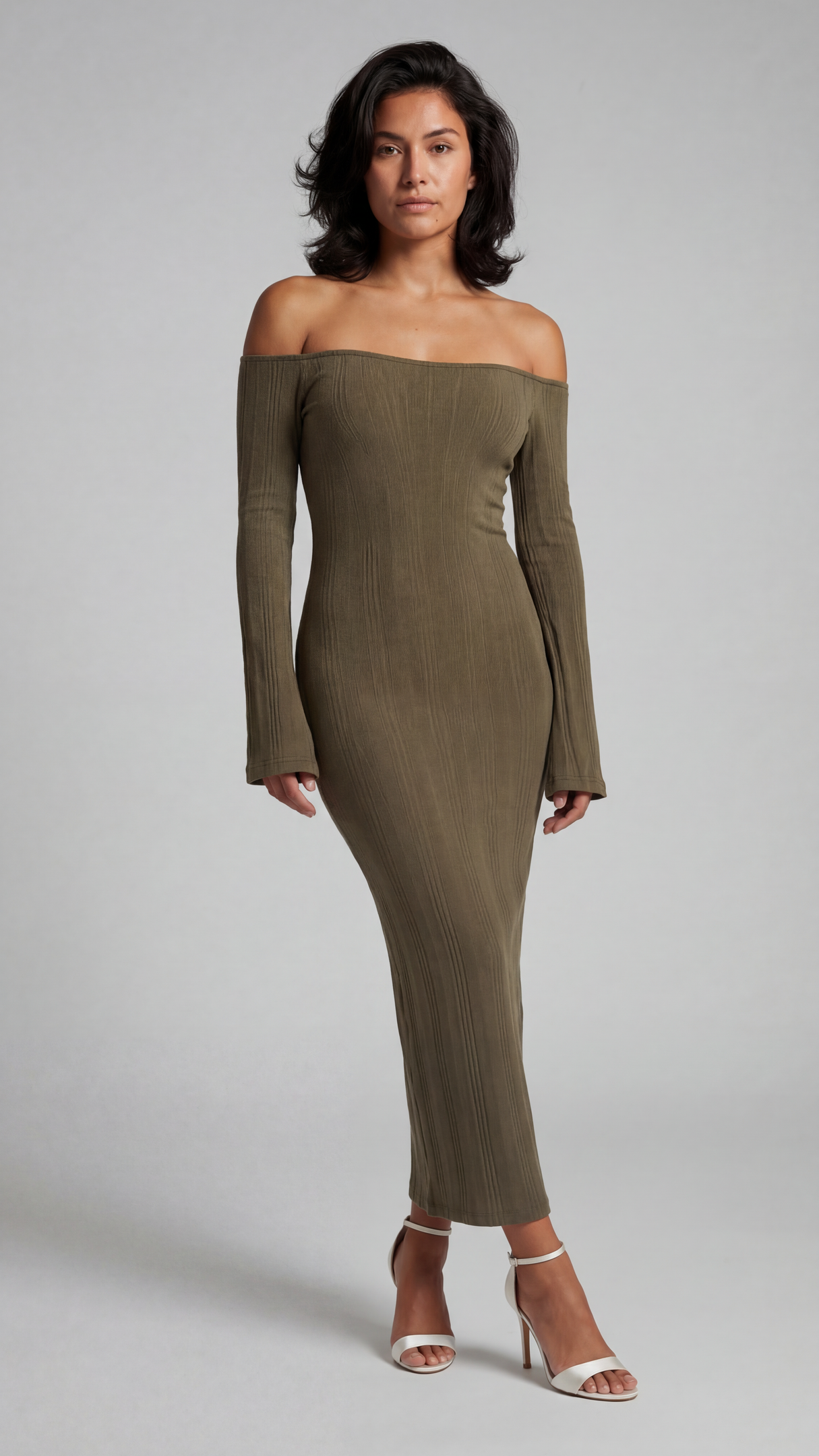 Schulterfreies Maxikleid