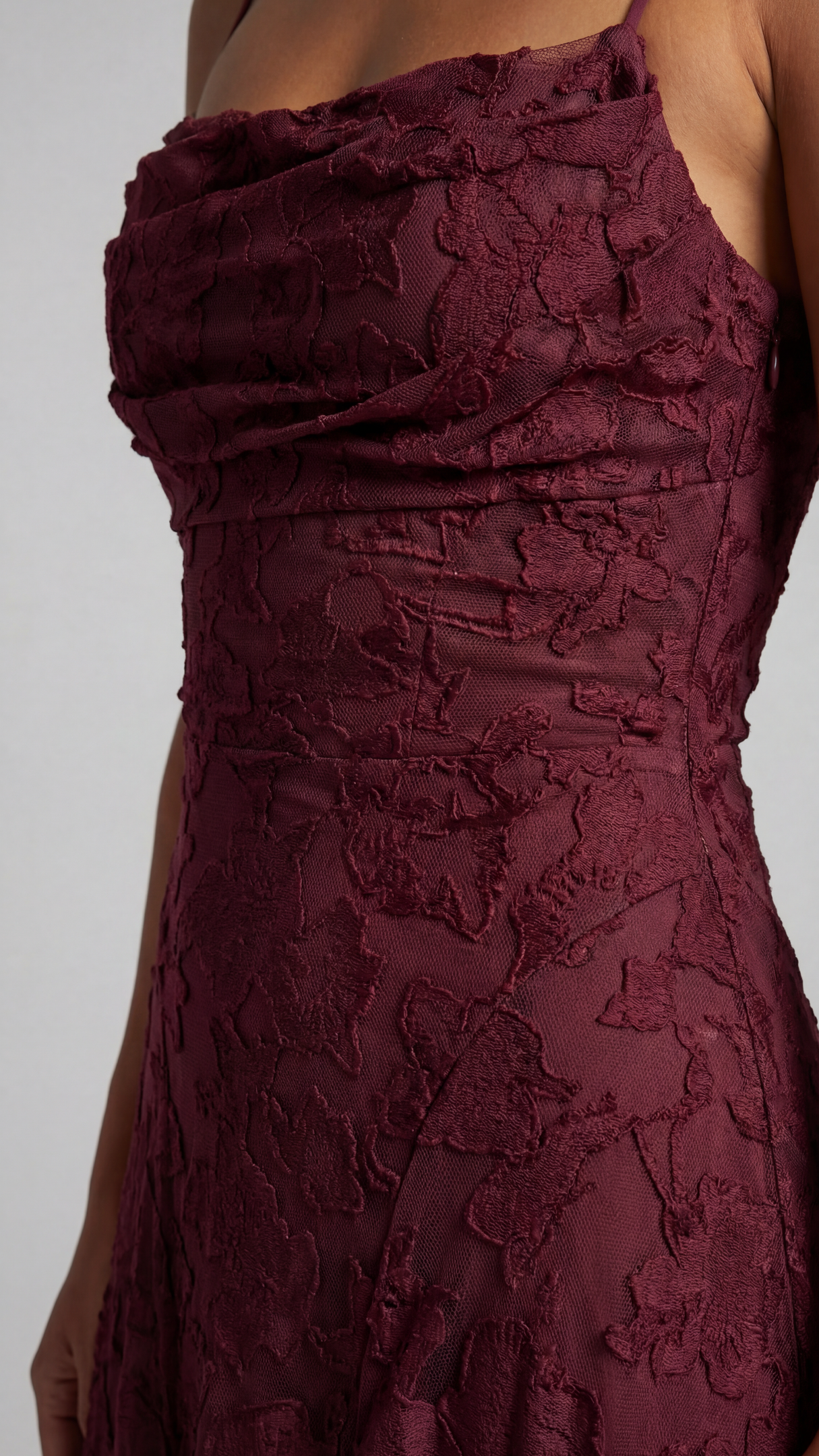 Rückenfreies Schnürkleid